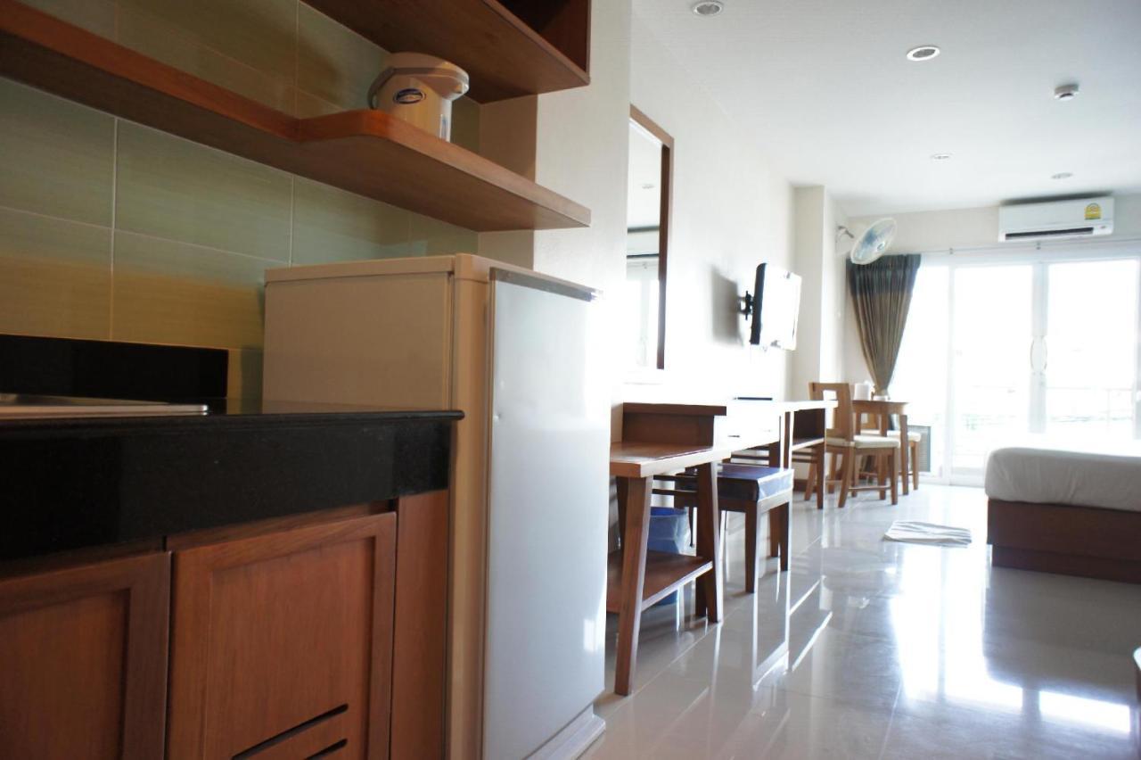 D Apartment Pattaya Buitenkant foto