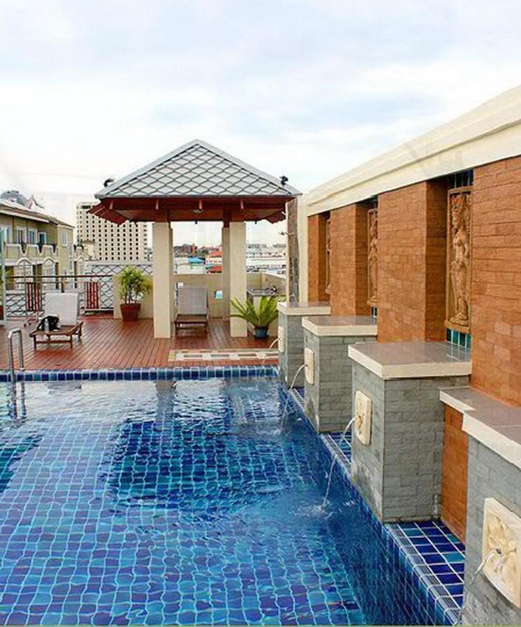 D Apartment Pattaya Buitenkant foto